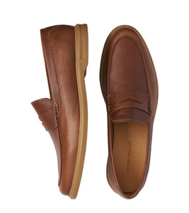 Peter Millar Excursionist Pebble Grain Penny Loafer in Cognac