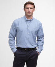 Load image into Gallery viewer, Barbour Finwell Tailored Sport Shirt in Sky Blue
