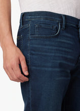 Load image into Gallery viewer, Joe&#39;s Jeans The Brixton in Merit
